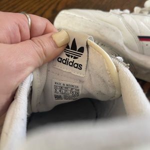 Adidas continental 80